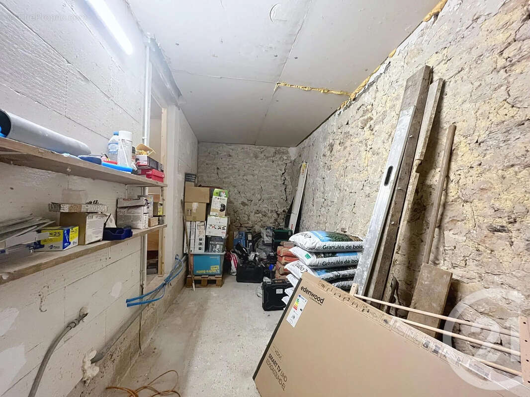 Maison à LAVAL-EN-BRIE