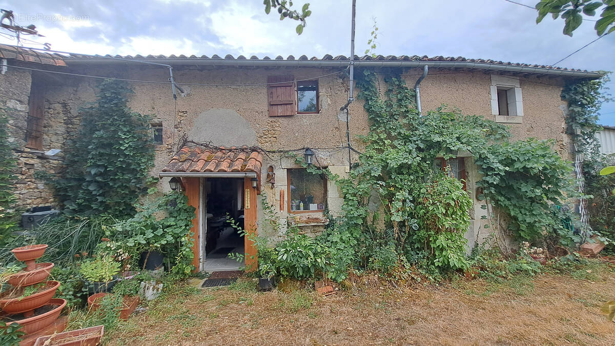 Maison à VERRUYES