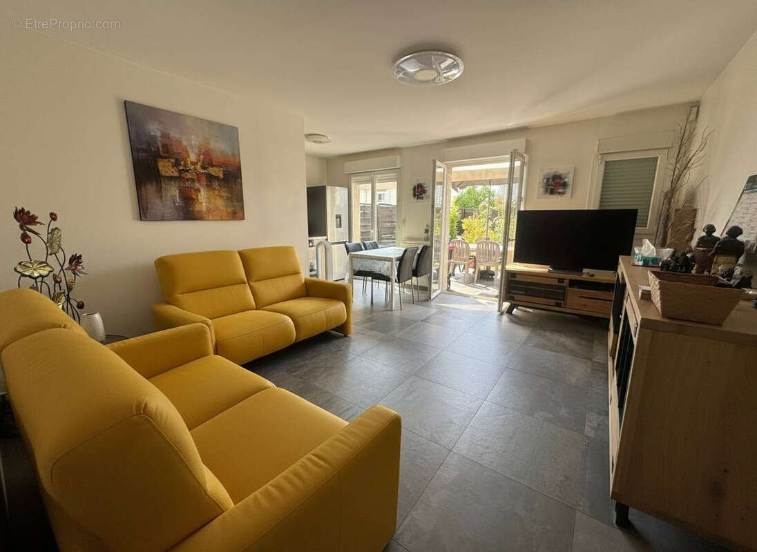 Appartement à PONTAULT-COMBAULT