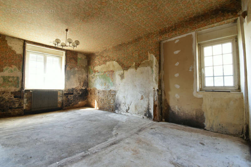 Maison à LE TEILLEUL