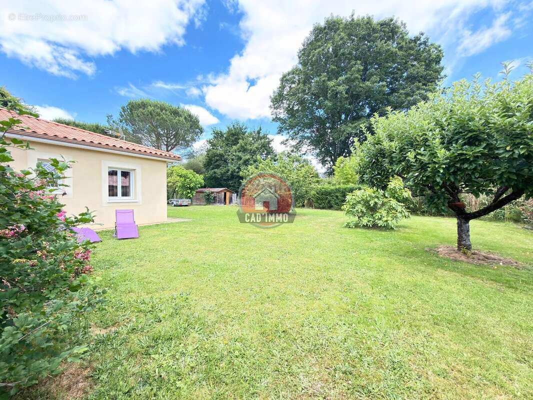 Maison à LA FORCE