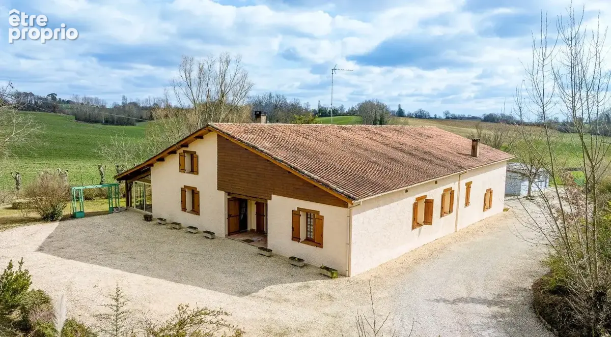 Maison à SAINT-PARDOUX-ISAAC