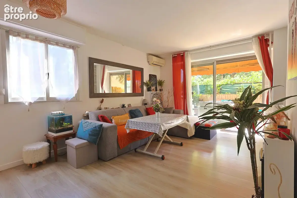 Antibes : 4 pièces avec extérieur d'environ 30 m², parking et cave - photo 3
