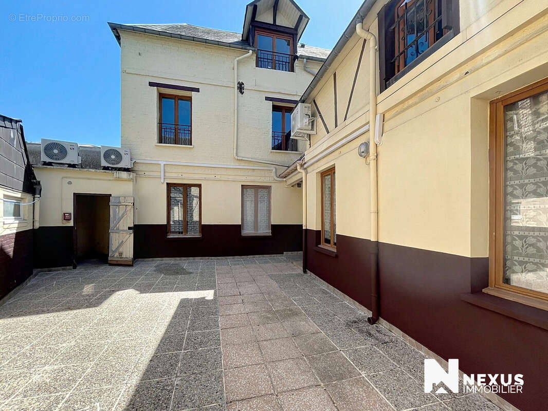 Appartement à LE PETIT-QUEVILLY