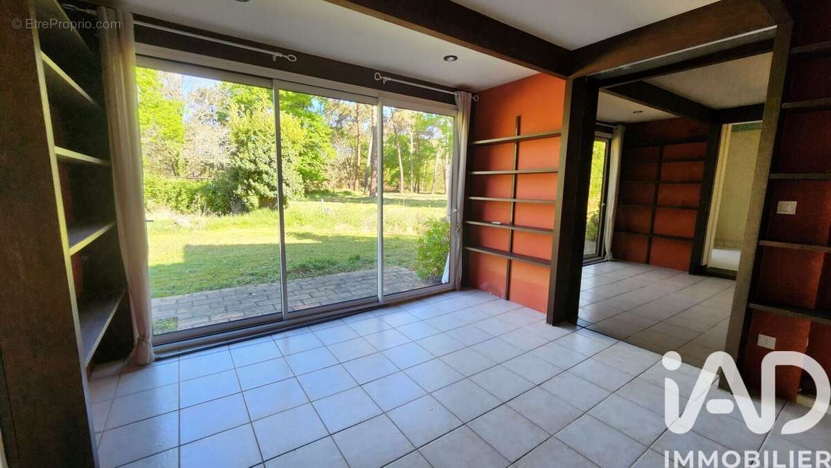 Photo 5 - Maison à MENESPLET