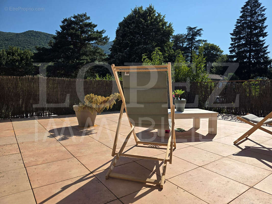 Maison rénovée avec appartement indépendant - photo 3