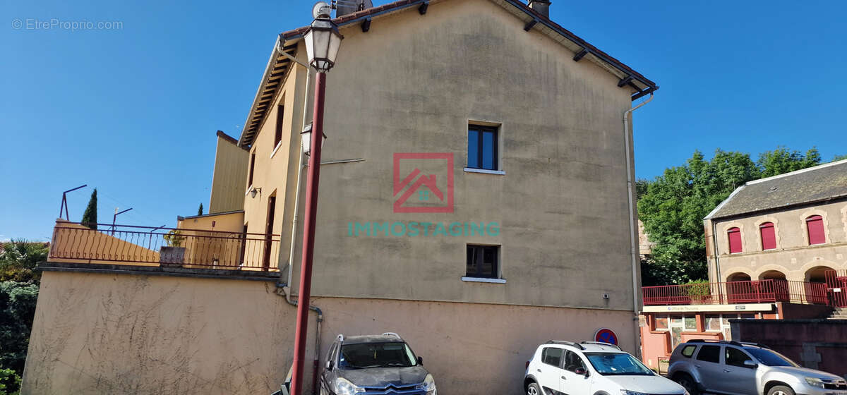 Maison à CAMARES