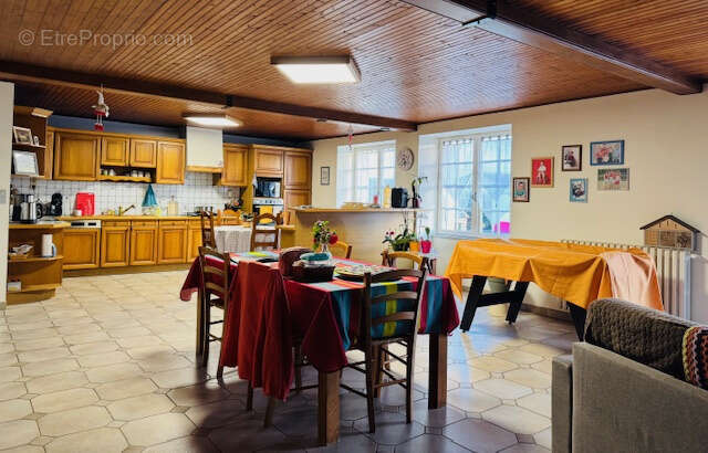 Maison à MARSAC-SUR-DON