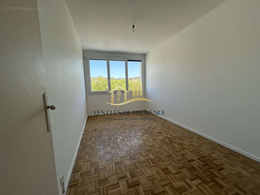 Appartement à ROGNAC