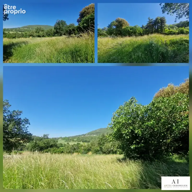 Terrain à SAINT-MARCEL-LES-SAUZET