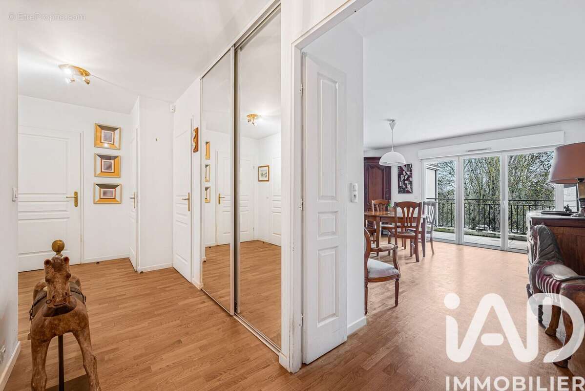 Photo 1 - Appartement à LE PORT-MARLY