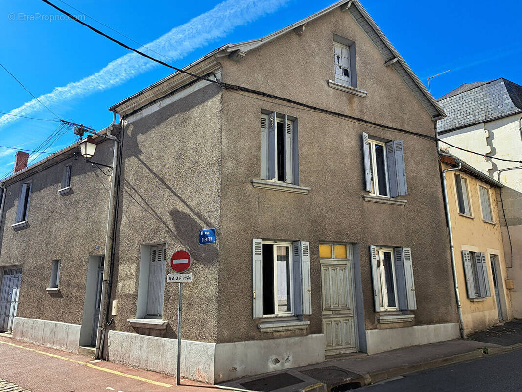 Maison à CHATELLERAULT