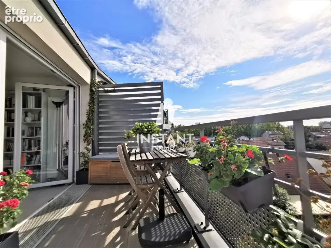 Terrasse exceptionnelle pour ce 3 pièces en dernier étage - photo 5