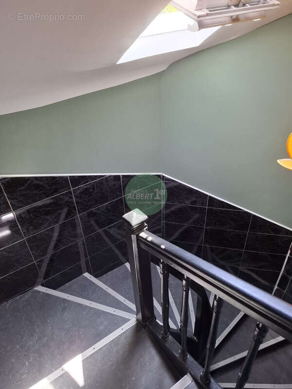 Appartement 240 m² à Le Havre  - photo 2