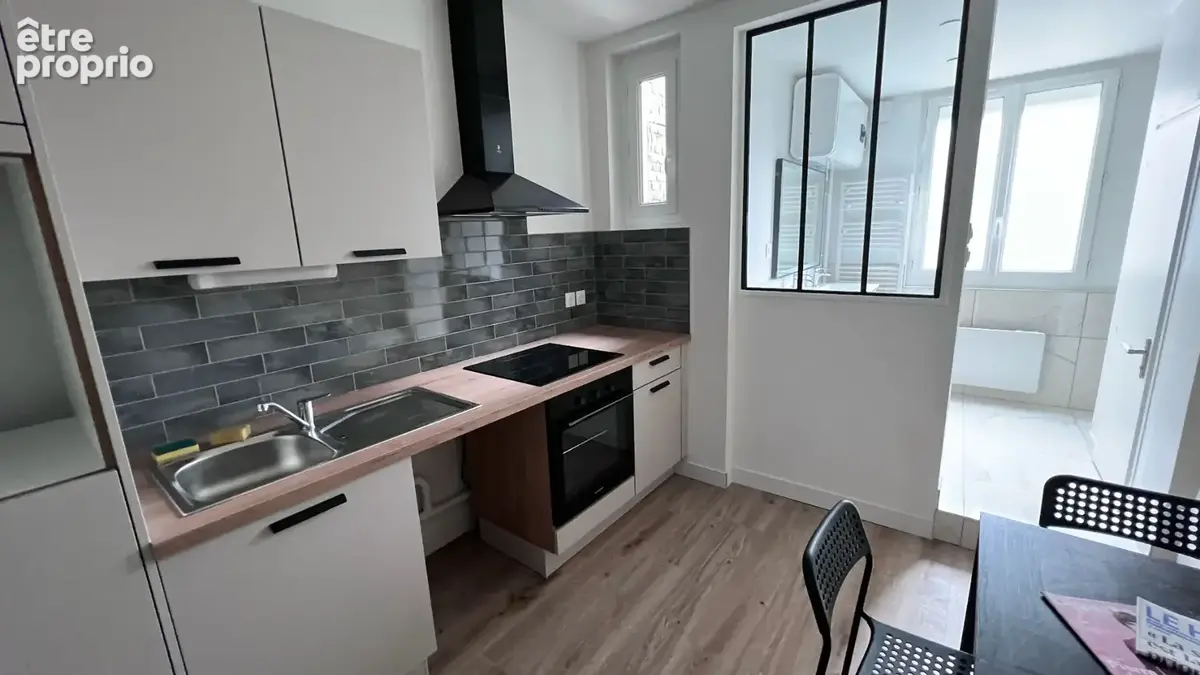 Immeuble de rapport Le Havre Rond-Point, 6 logements meublés et 6 box - photo 9