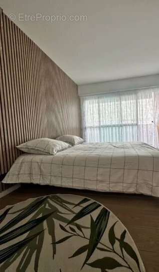 Appartement à CLICHY
