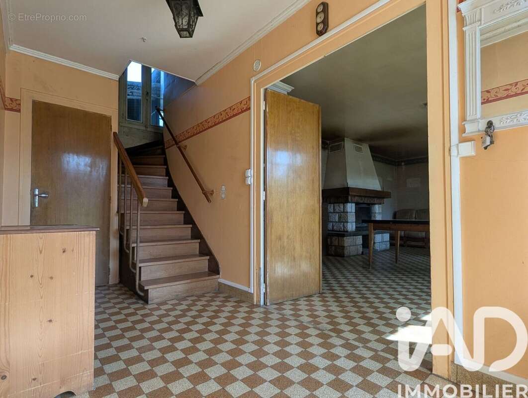 Maison 132 m² à La Grimaudiere  - photo 2
