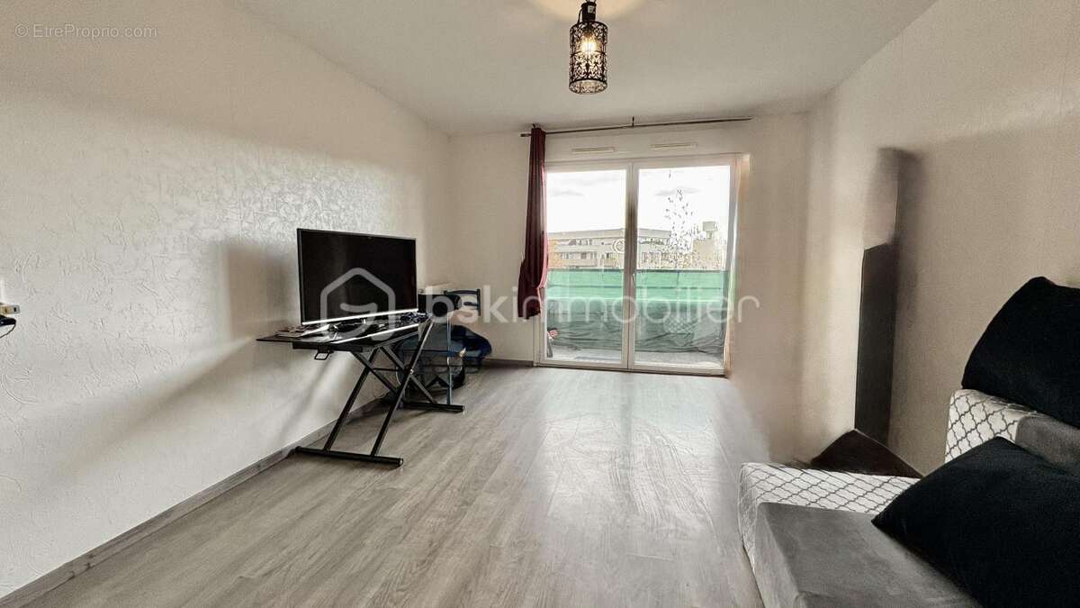 Appartement f2 sur la commune de fleury-mérogis - photo 4