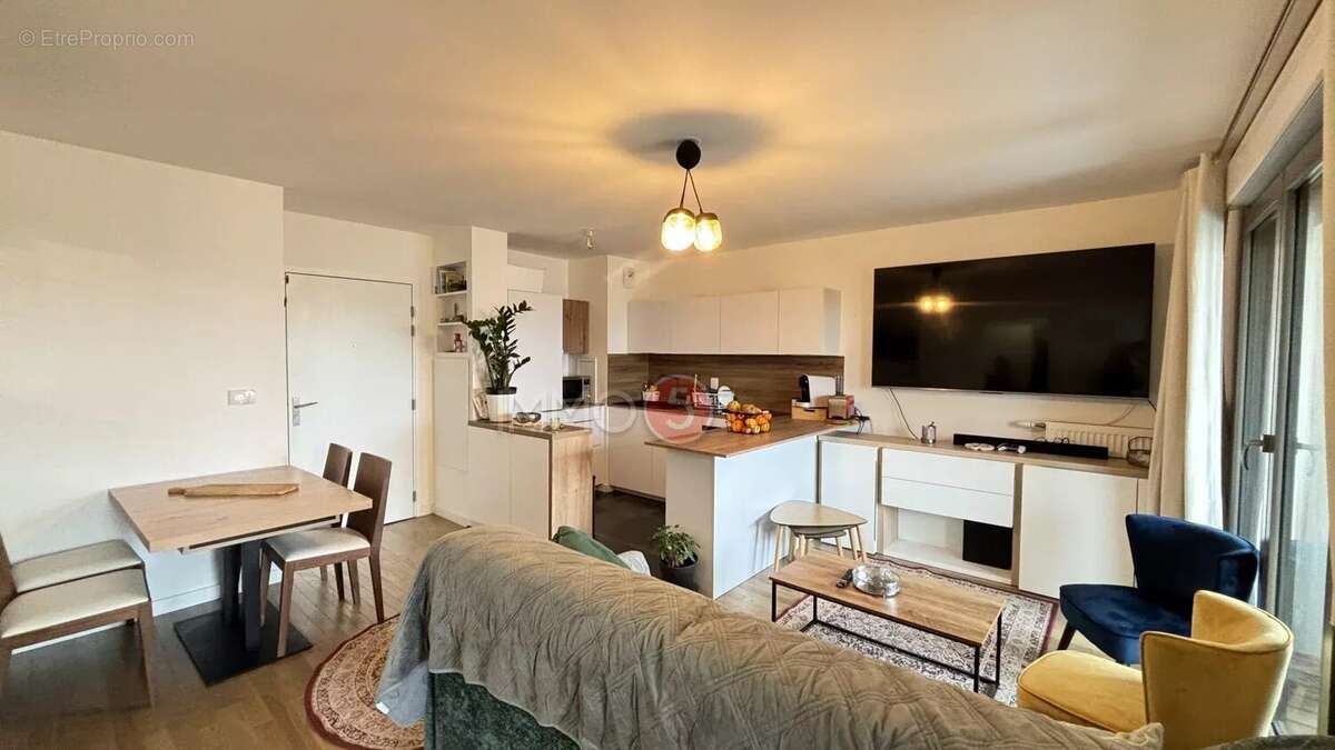 Appartement à ROSNY-SOUS-BOIS