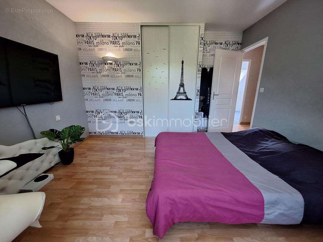 Maison familiale 6 chambres - Quartier recherché de Mayenne - photo 11