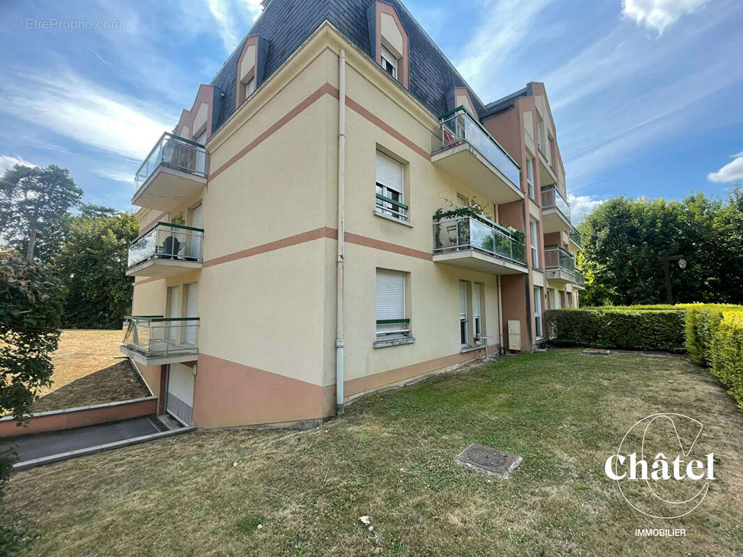 Appartement Senlis - parking - balcon - photo 8
