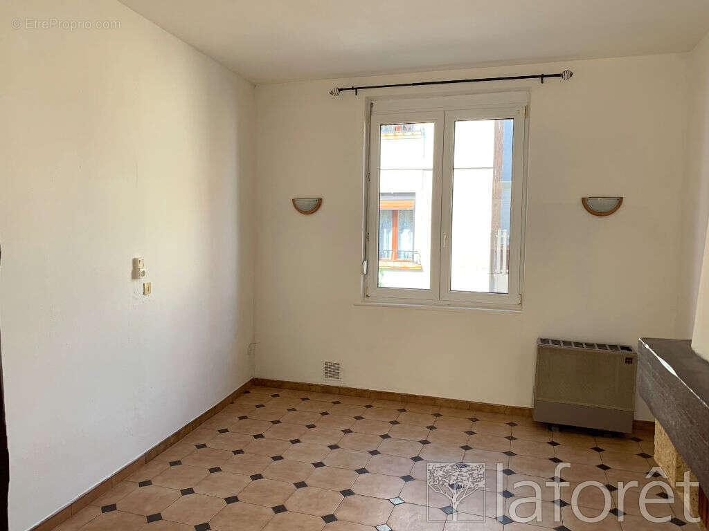 Maison à SAINT-QUENTIN