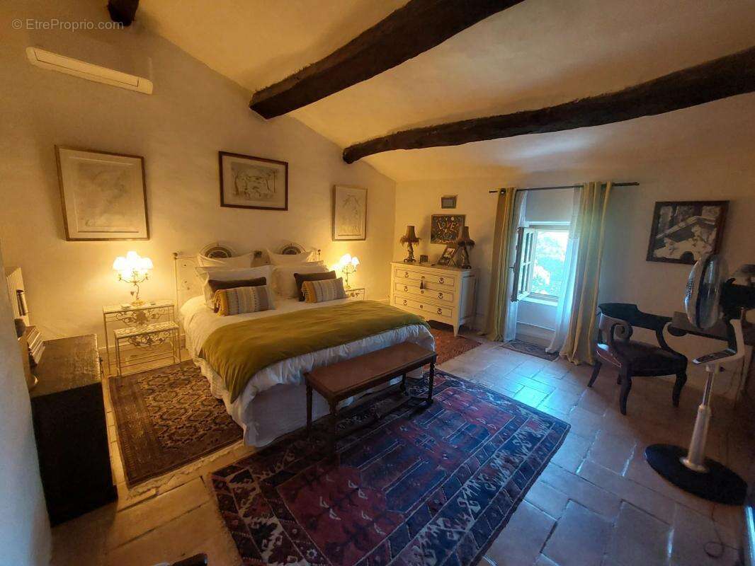 Maison à ALLEGRE-LES-FUMADES