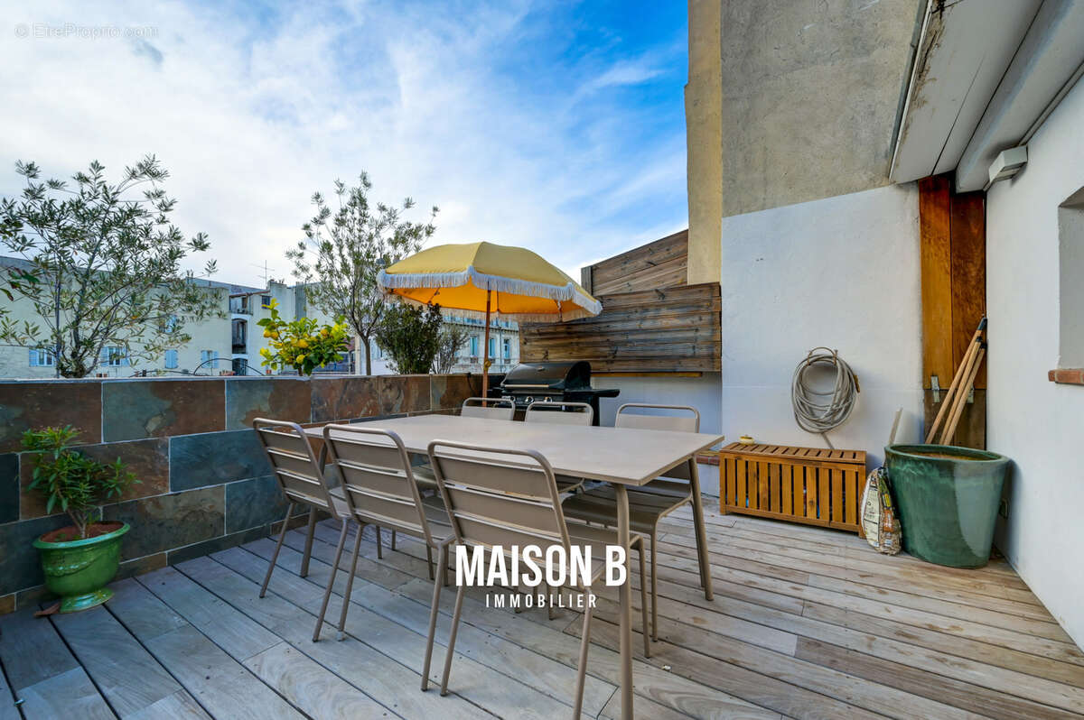 Appartement à MARSEILLE-6E