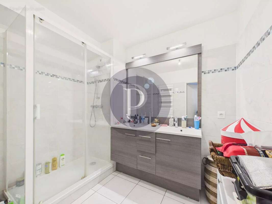 Appartement à LE PLESSIS-ROBINSON