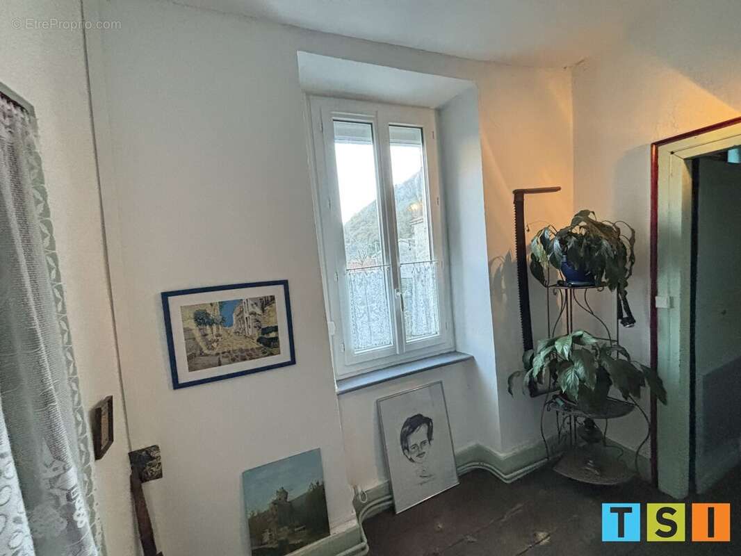 Maison à LOURES-BAROUSSE