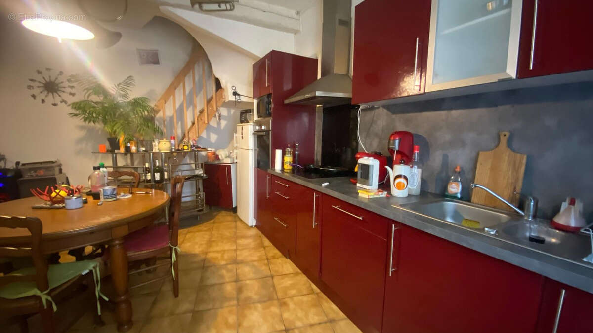 Maison à PARAZA