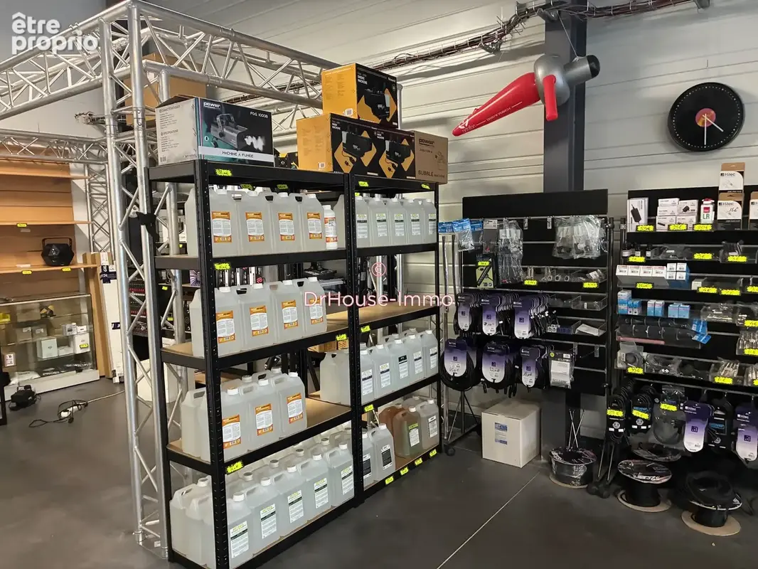 Commerce 220 m² à vendre à Bourg-Les-Valence (26500) - photo 12