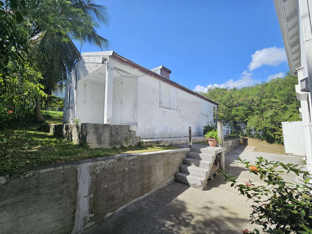 Maison à SAINT-FRANCOIS