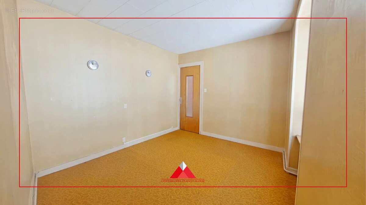 Appartement à rénover avec cave et grenier - photo 3