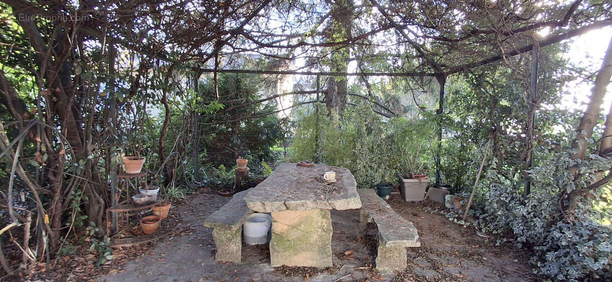 Maison à PIERRELATTE