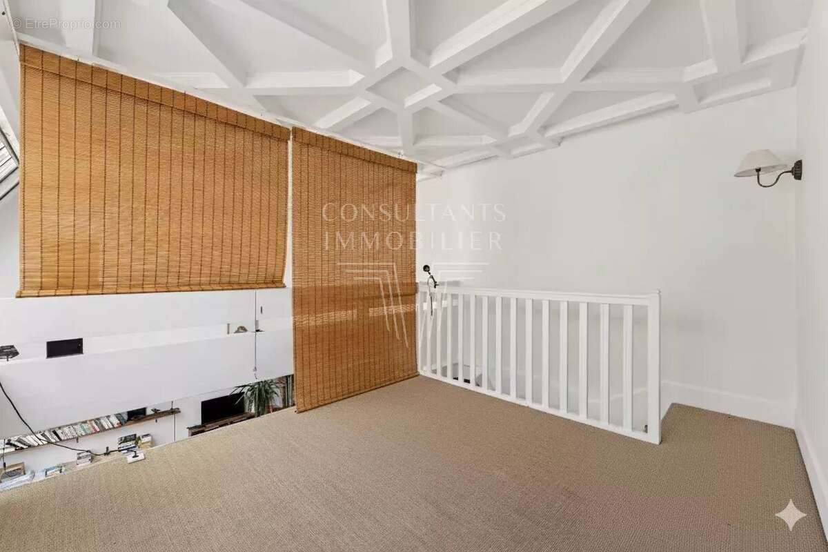Appartement à PARIS-6E