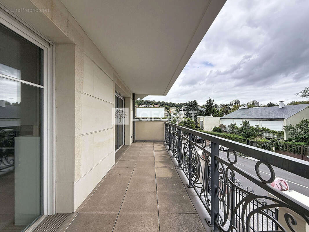 Le Plessis Robinson 6 pièces - 128.02 m2 - photo 3