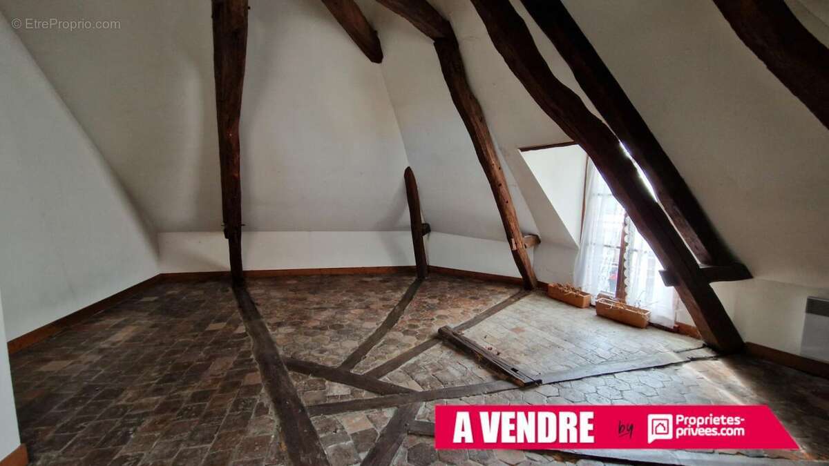 Maison à TILLIERES-SUR-AVRE