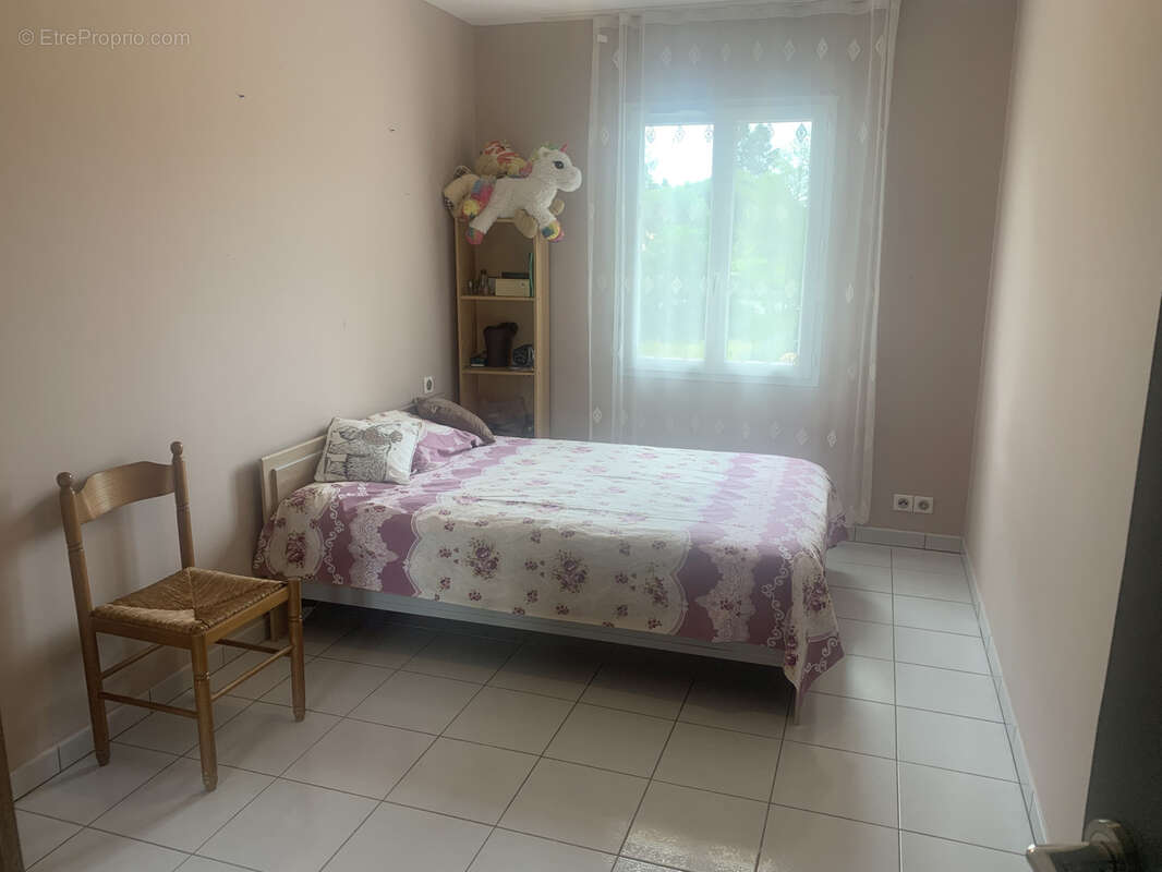 Maison à CHASSENEUIL-SUR-BONNIEURE