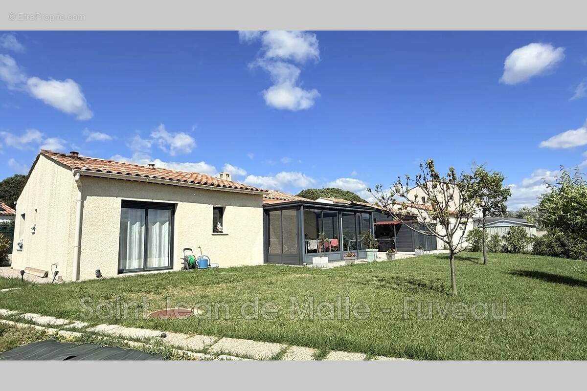 Maison à POURRIERES