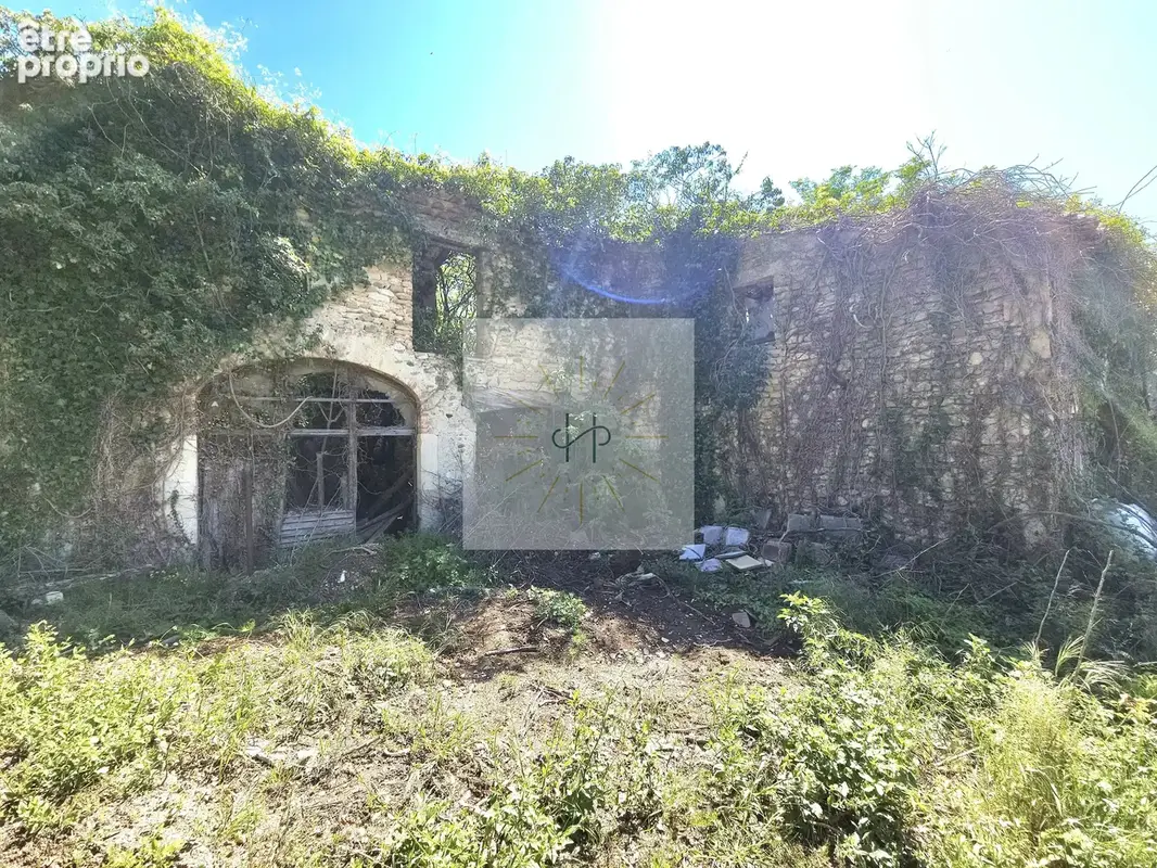 Photo Terrain à Saint-Gervais-Sur-Roubion au prix de 89 000€