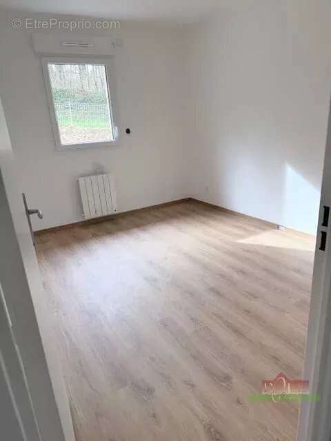 Maison à EYZIN-PINET