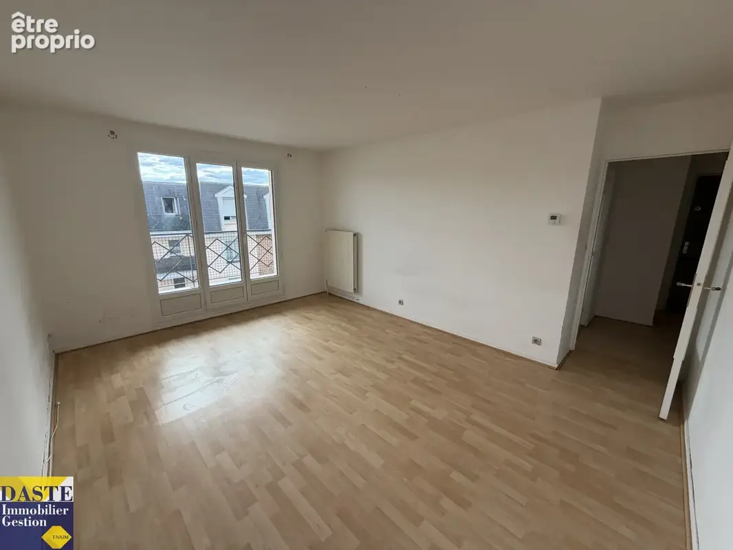 Spacieux F2 à proximité de la Gare de 48.89m2 - photo 3