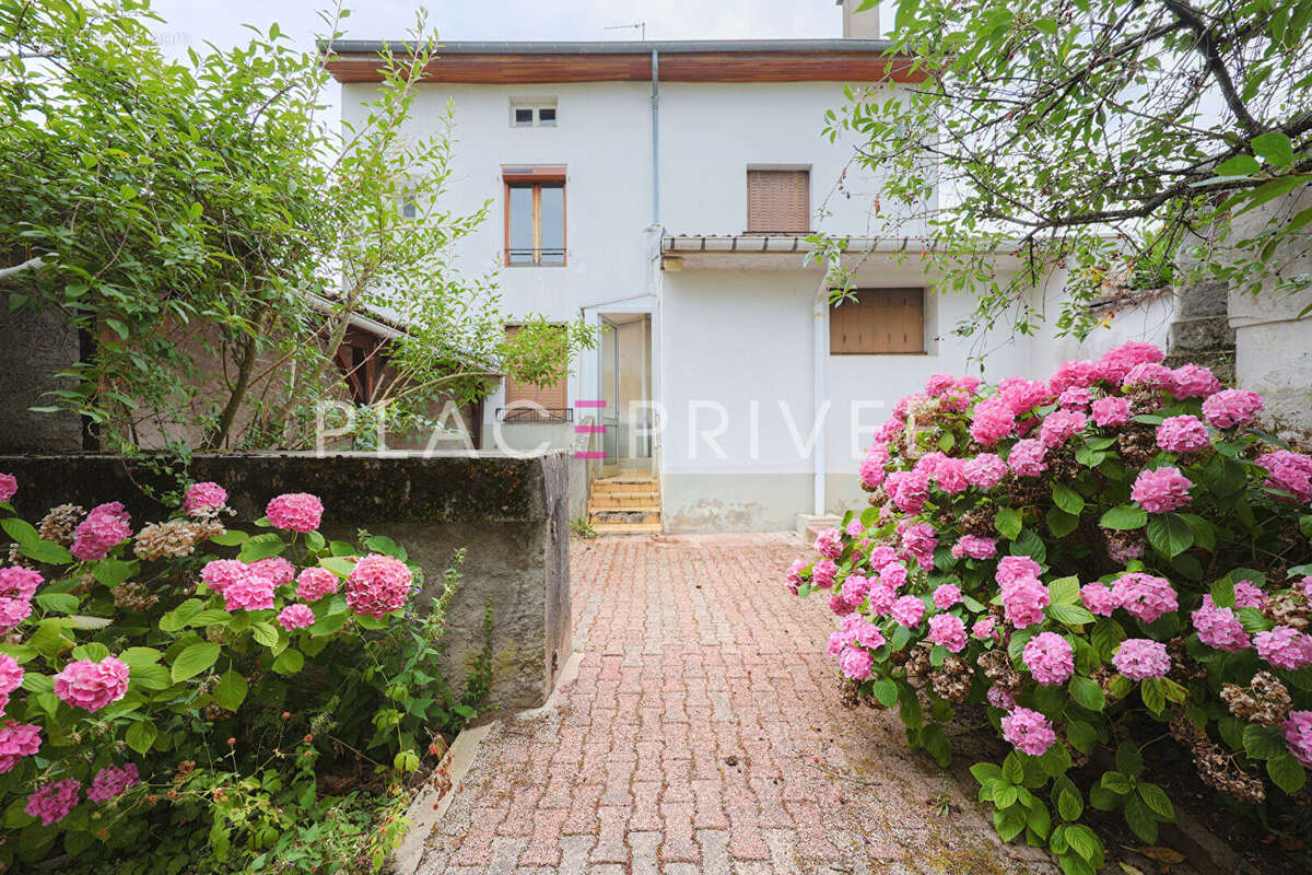 Terrain à VILLERS-LES-NANCY