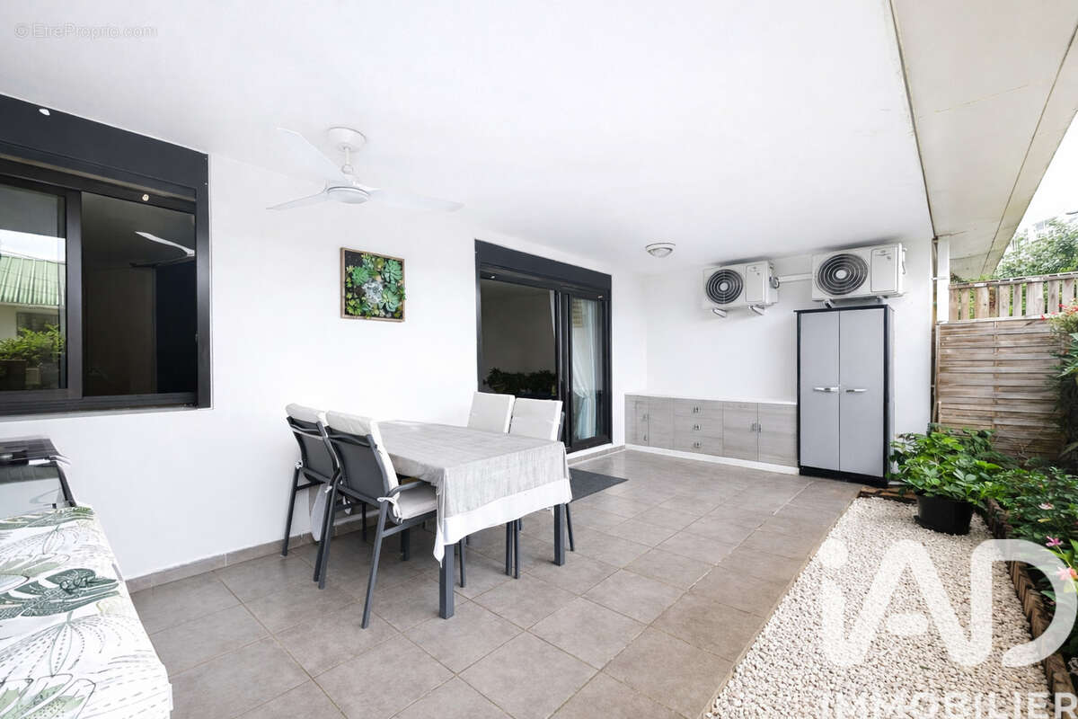 Photo 7 - Appartement à SAINT-DENIS