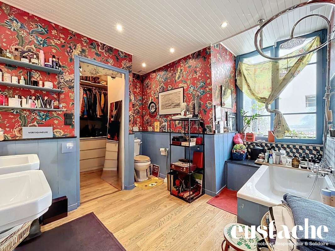 Maison à PARIS-11E