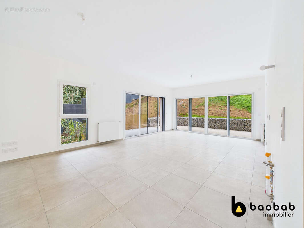 Appartement à SAINT-BALDOPH