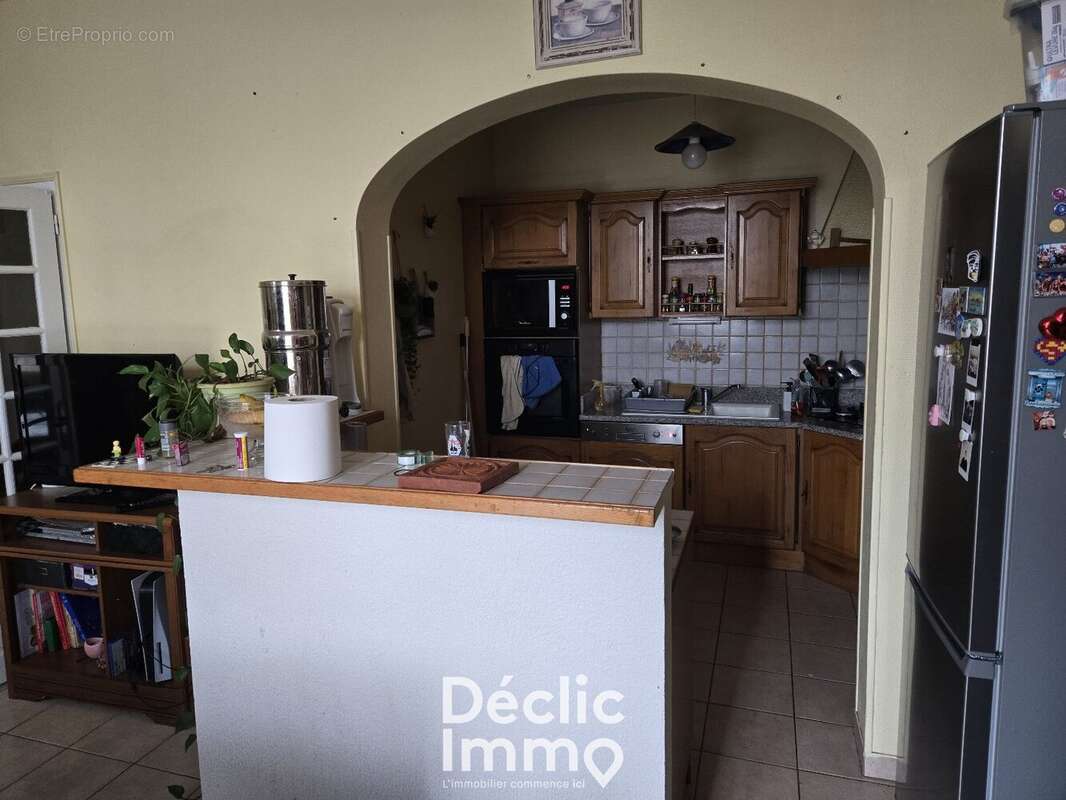 À VENDRE - Exceptionnel Hôtel-Restaurant clé en main avec licence IV + maison attenante - photo 25