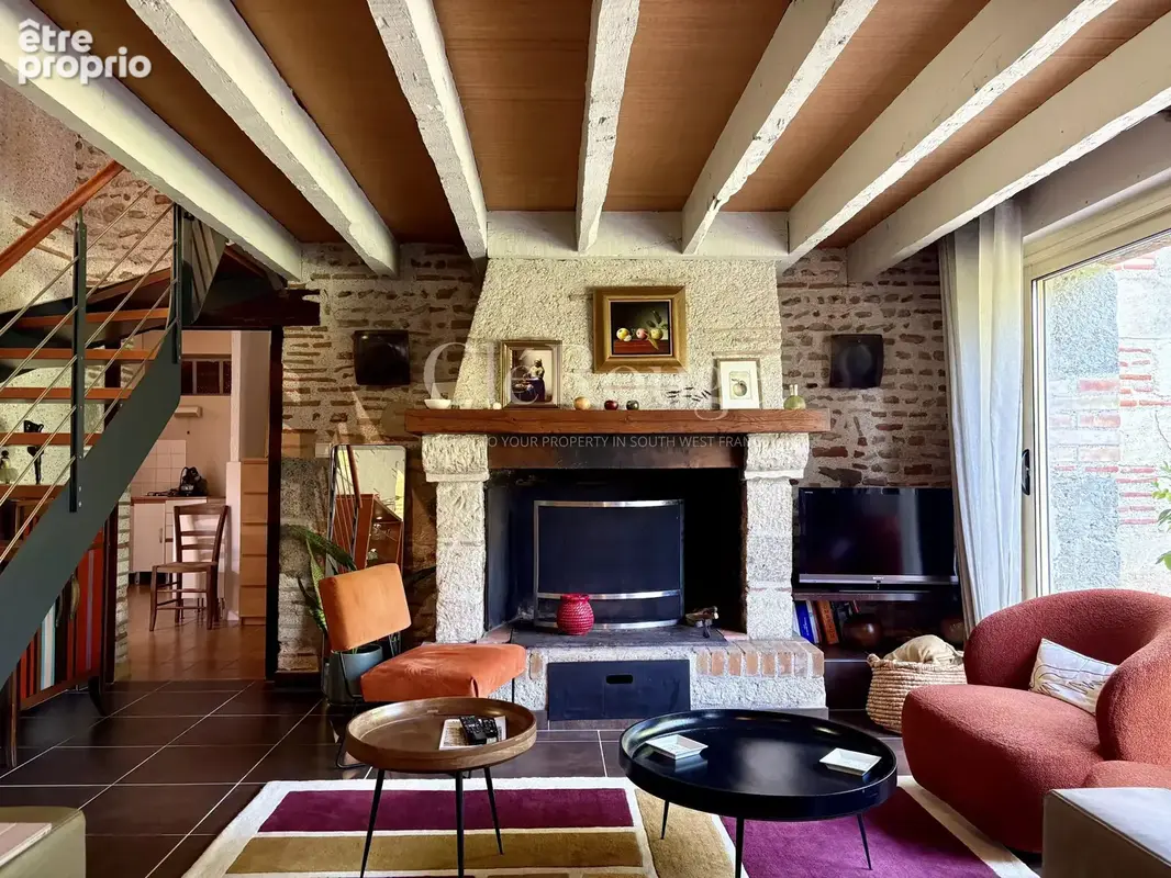 Élégante propriété de caractère avec appartement indépendant, piscine et vues dégagées - photo 28