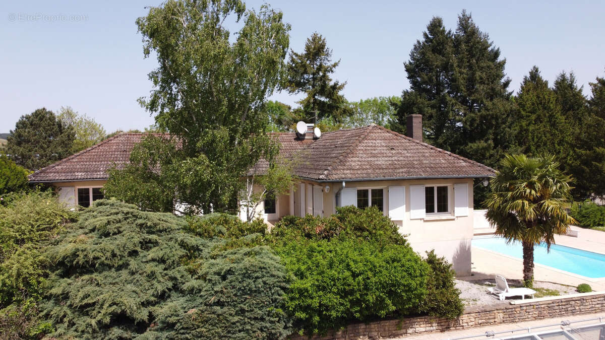 Maison à LADOIX-SERRIGNY